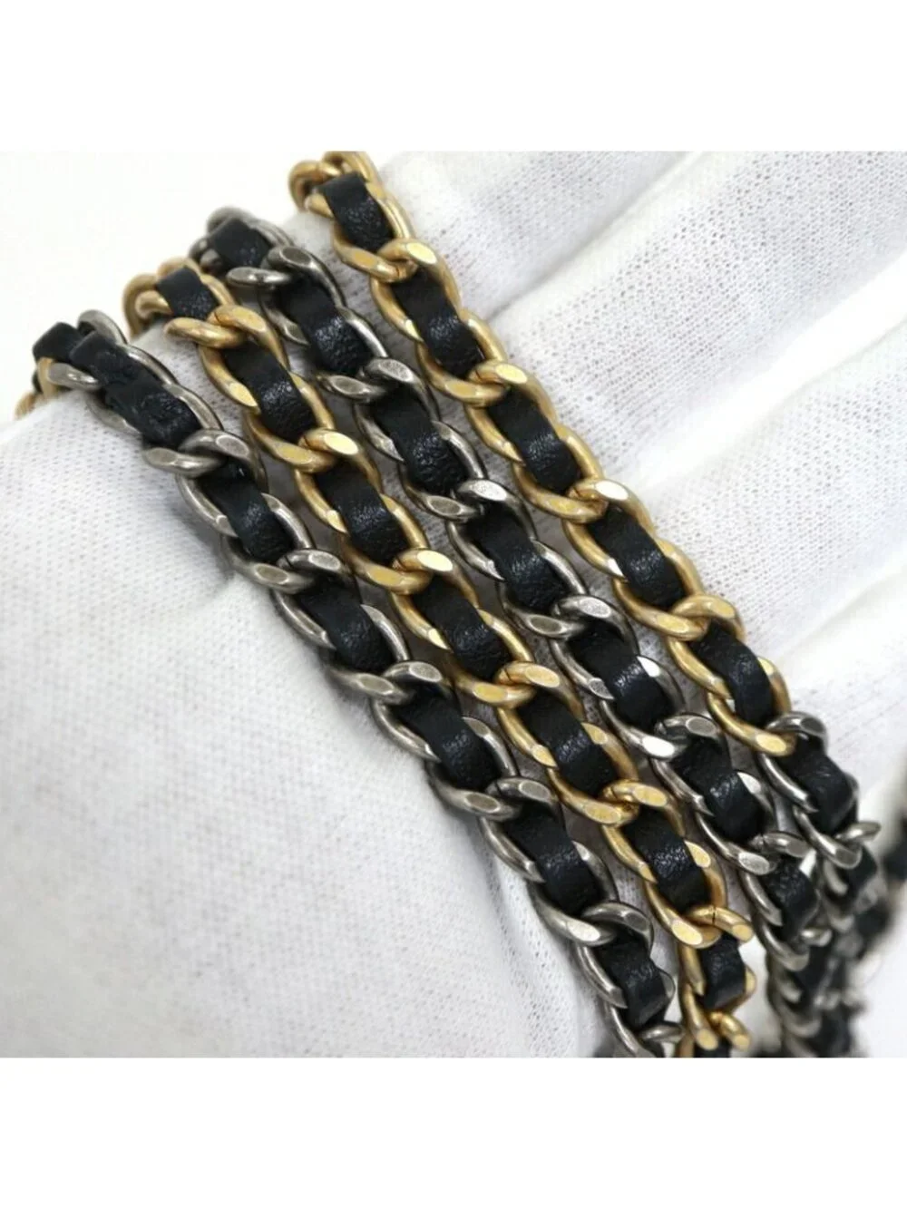 Chanel Quilted Chain Wallet 19 Lambskin Black Gold Silver - Picture 7 of 8